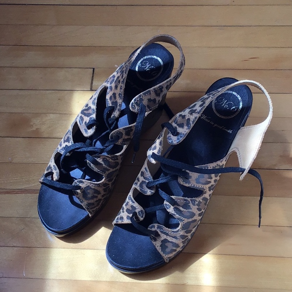 No.6 clogs on wedge in leopard suede US9.5 NWOT